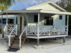 Hidden Treasure Vacation Home Blue Bay Cottage